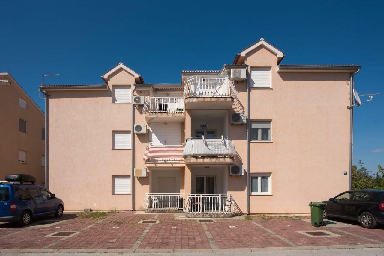 Vodice-Srima Apartment Bagian luar foto