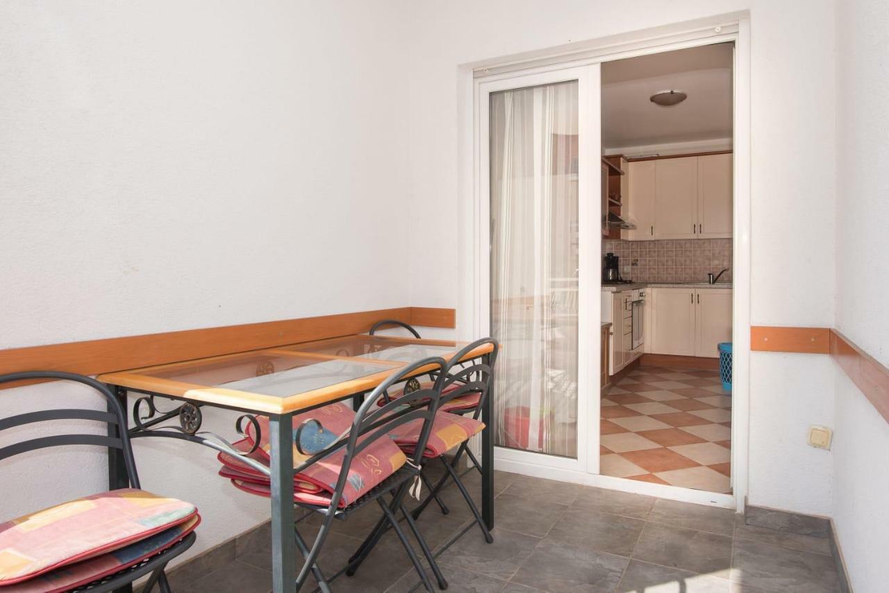 Vodice-Srima Apartment Bagian luar foto